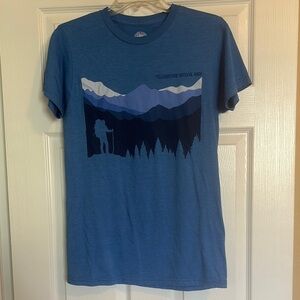 The Duck Company Yellowstone National Park men’s blue graphic t-shirt